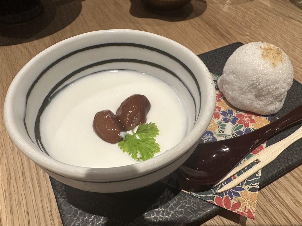 ryochin327's tweet photo. #食堂あおい
part2 https://t.co/HNDm5l3i2R