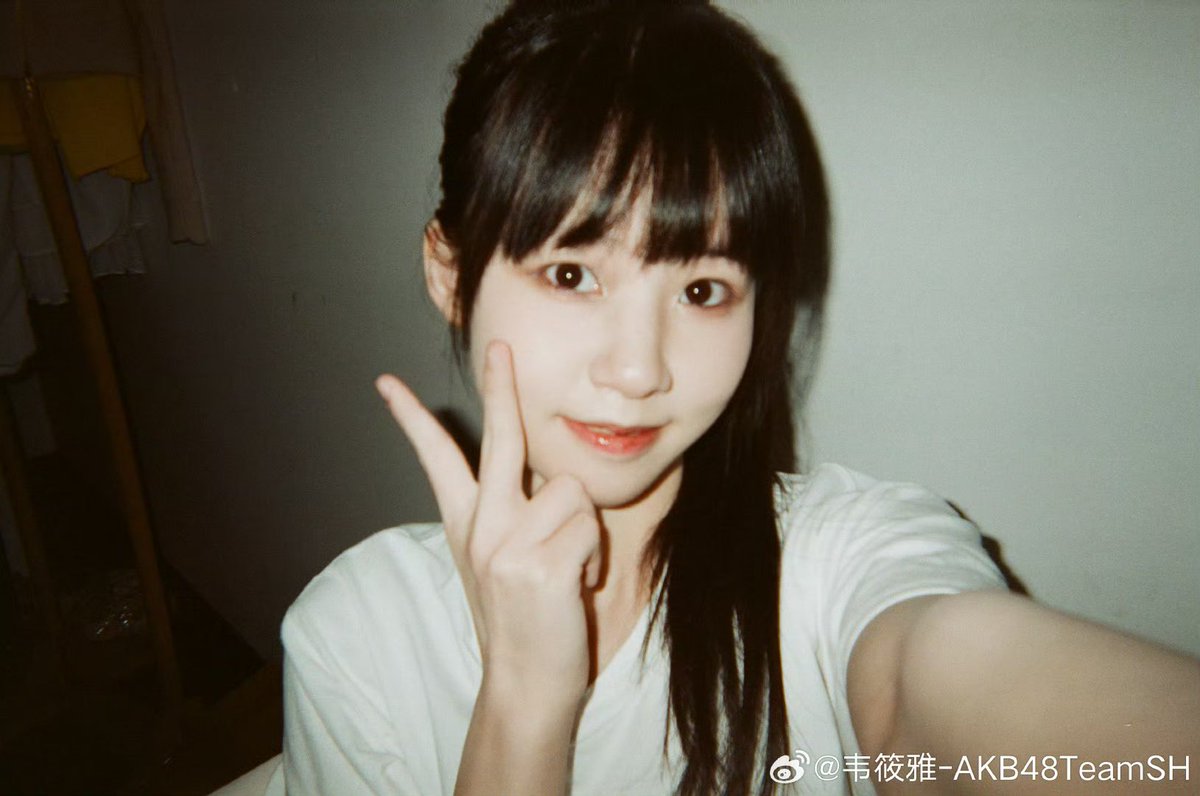 2Teamsh's tweet photo. AKB48 TeamSH 6期生　韦筱雅（Wei XiaoYa）

写ルンです風

#AKB48TeamSH #韦筱雅 #WeiXiaoYa https://t.co/7TiZFjgtVJ