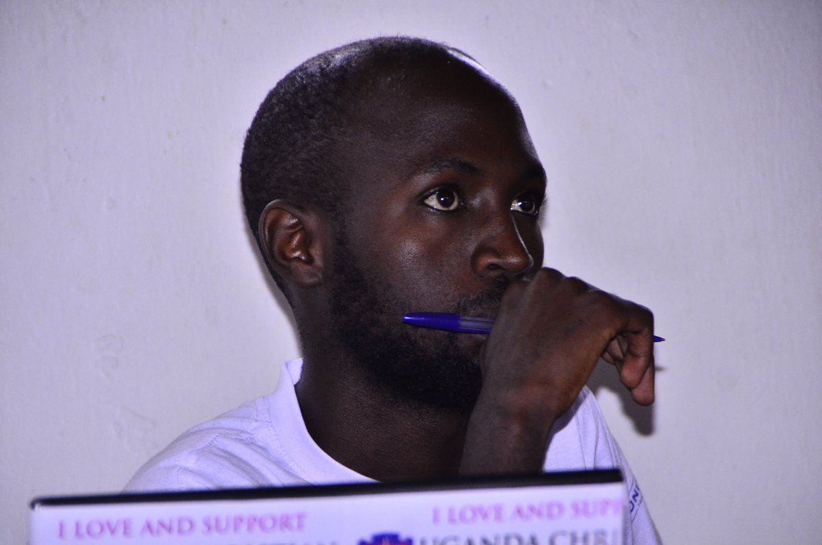kigezisoccer's tweet image. Coaches attentively listening in the group viewing of the degree breaking the limits training series today at ACCT college main hall @UKSDStreetSport #BreakingtheLimits