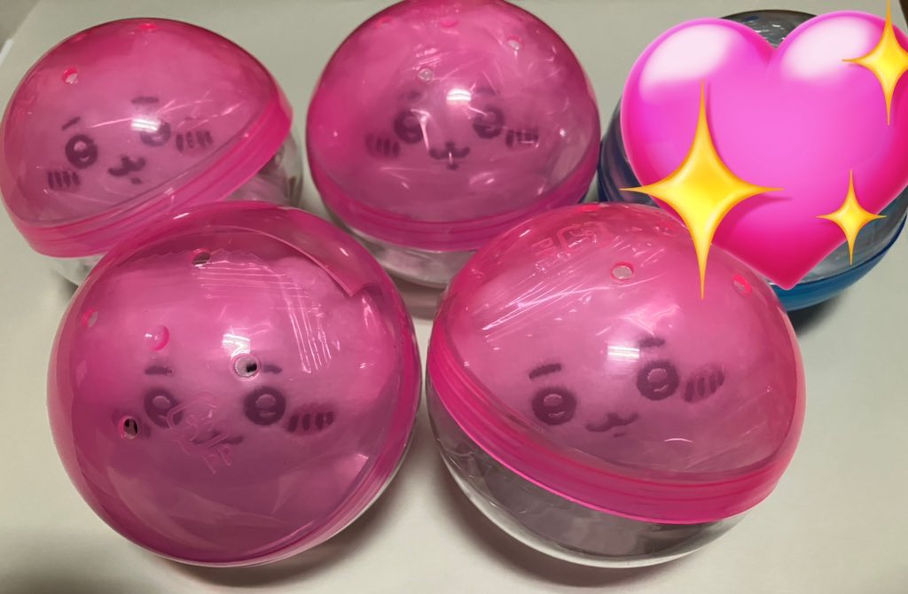 trhk_ig's tweet photo. ちいかわ お座りぬいぐるみ 譲渡

〈譲〉ちいかわ×4

〈求〉定価(+送料)

山手線の品川～渋谷お手渡し、または郵送でのお取引が可能です。
カプセルに入れたままの為、お取引が決まり次第DMにてID付き画像を用意します。
お気軽にお声掛けください！ https://t.co/I1WW5BJXta