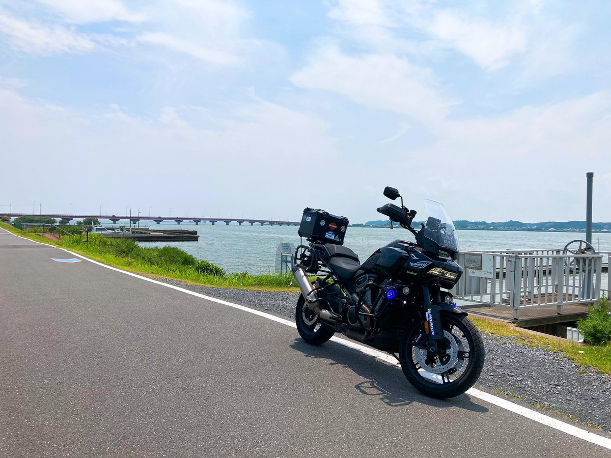 hide_Ikkyu's tweet photo. 🖼️ 1000人画廊@茨城県神栖市、
🏍️💨霞ヶ浦湖岸道路をぐるりとツーリング

#1000人画廊 
#神栖市1000人画廊 
#霞ヶ浦一周 
#霞ヶ浦 
#ハーレダビッドソン 
#パンアメリカ1250スペシャル 
#harleydavidson
#panamerica1250special 
#リターンライダー 
#ご安全に https://t.co/Aok9JO2NWV