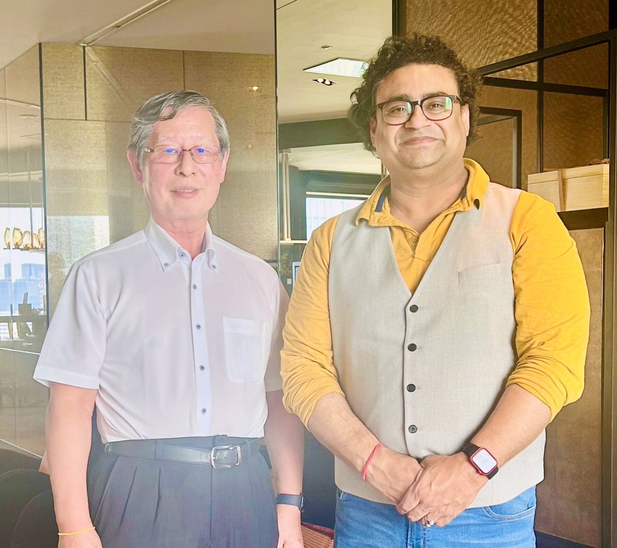 DrSonuBhaskar's tweet photo. It’s wonderful to back in Tokyo! 🗼

With my good friend and kind Rotarian, Satoshi-san. 🙏

At #ANAIntercontinental Akasaka. https://t.co/qCfi9QA1Ii