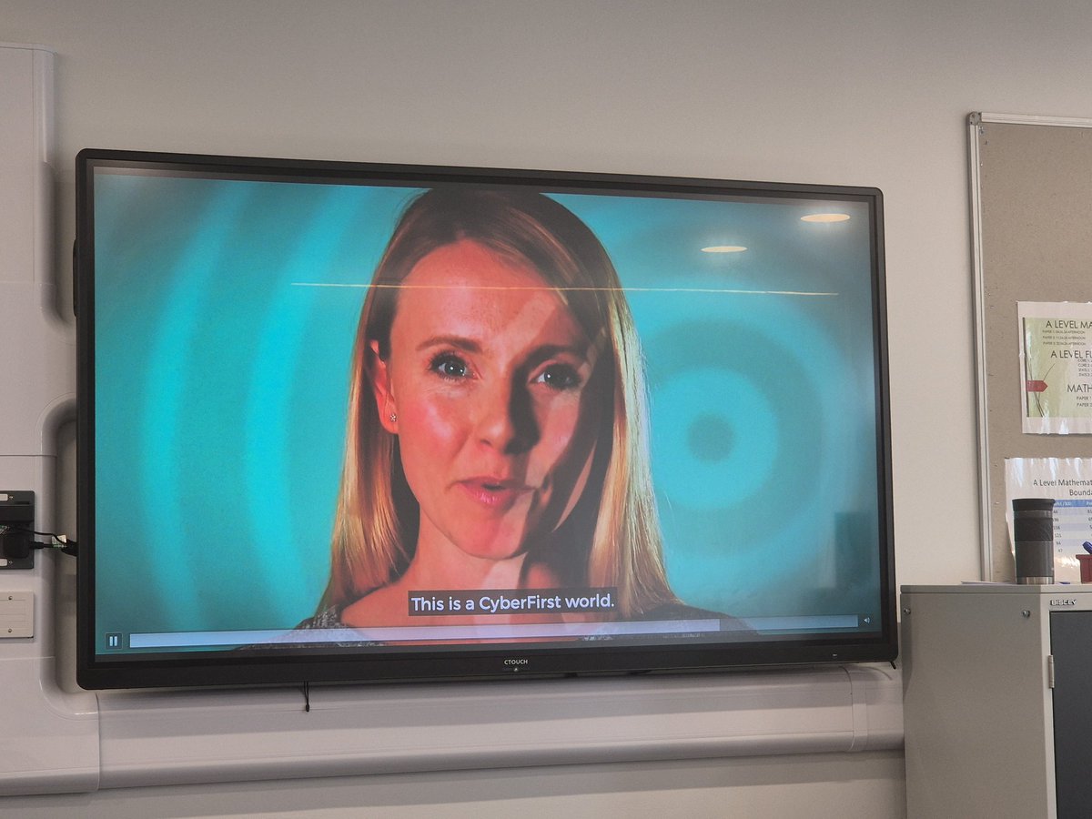 Fab cyber careers session with <a href="/CraftyComputing/">Sarah</a>