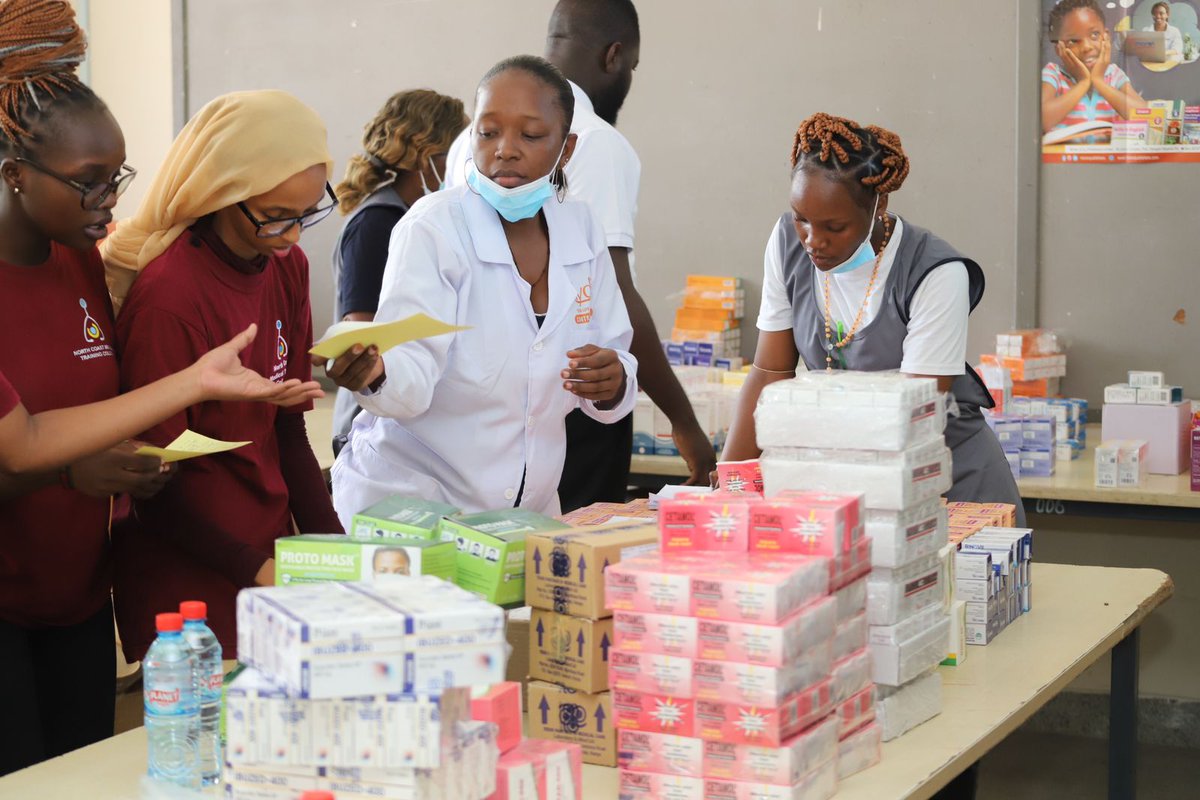 kepro_ke's tweet photo. The free medical camp at Mikindani Primary School is buzzing with activity. Families from all over Mombasa are lining up to receive essential healthcare services. In these photos, you can see the community coming together. 

#KEPROinAction #KEPROcares https://t.co/A51jcNOuPv