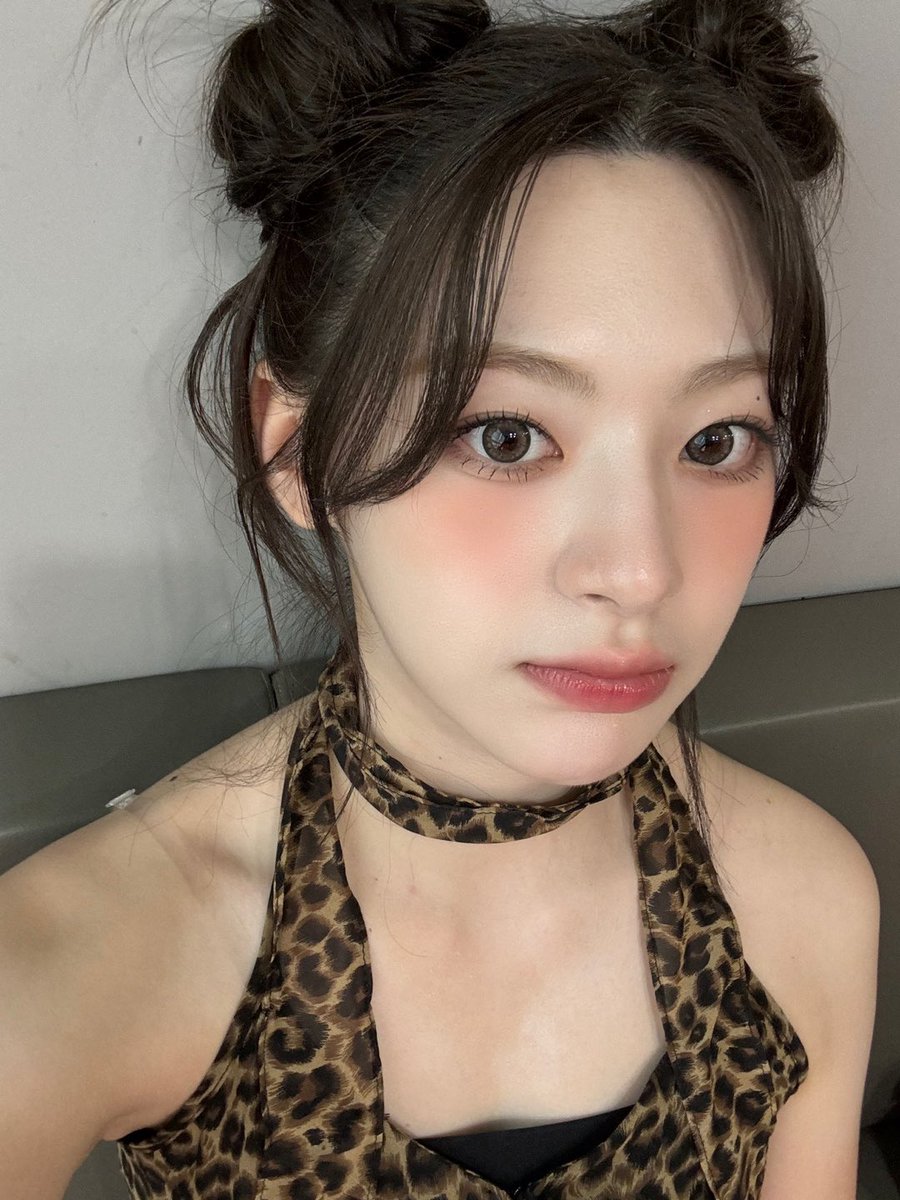 STAYC_talk's tweet photo. 캬옹🐆

#STAYC #스테이씨 #Seeun #세은 https://t.co/QeBar6ixCJ