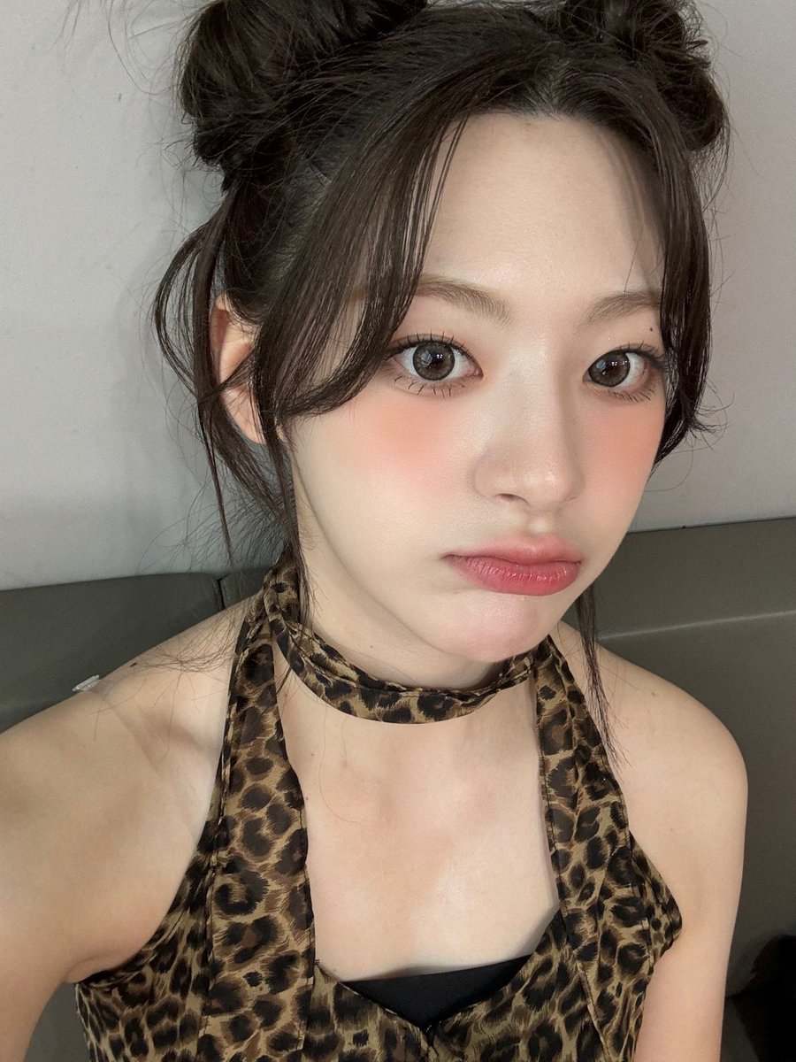 STAYC_talk's tweet photo. 캬옹🐆

#STAYC #스테이씨 #Seeun #세은 https://t.co/QeBar6ixCJ