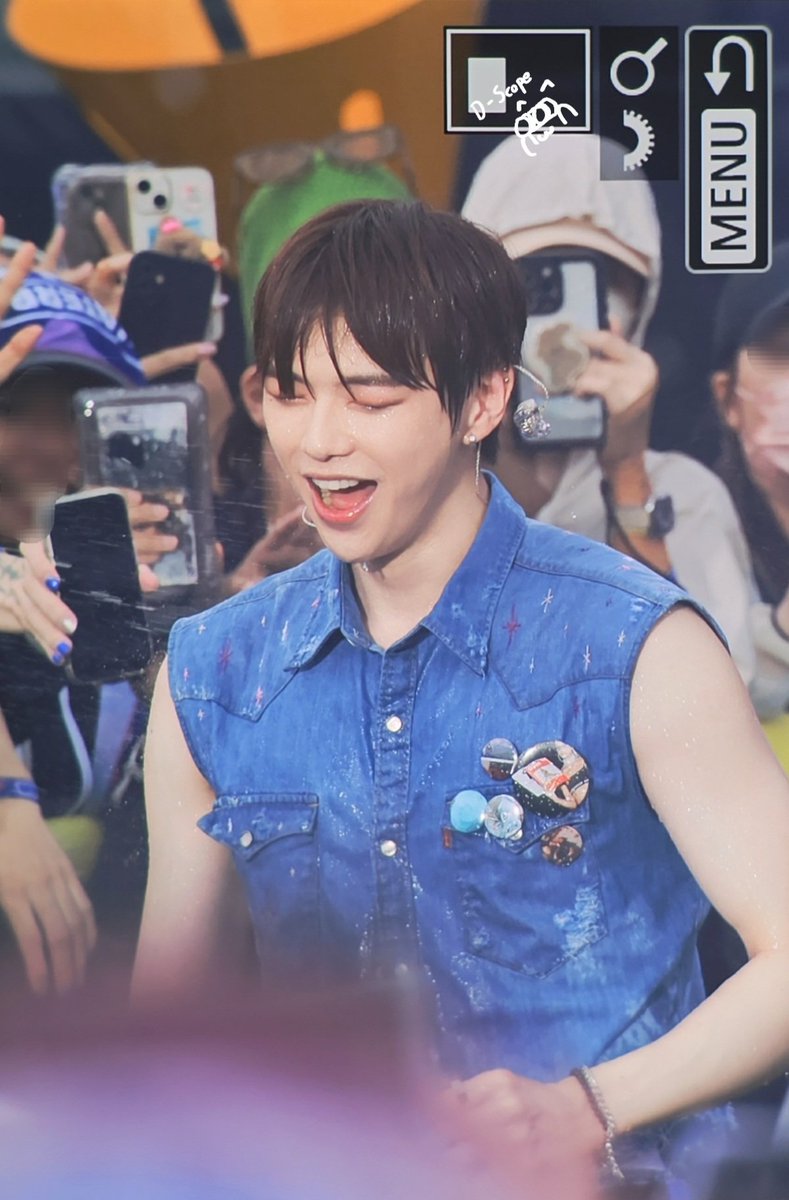 DanikScope's tweet photo. 240713 워터밤 후쿠오카 프리뷰

강다니엘은 요정이예요

#강다니엘 #KANGDANIEL https://t.co/lEDBBMcBZi
