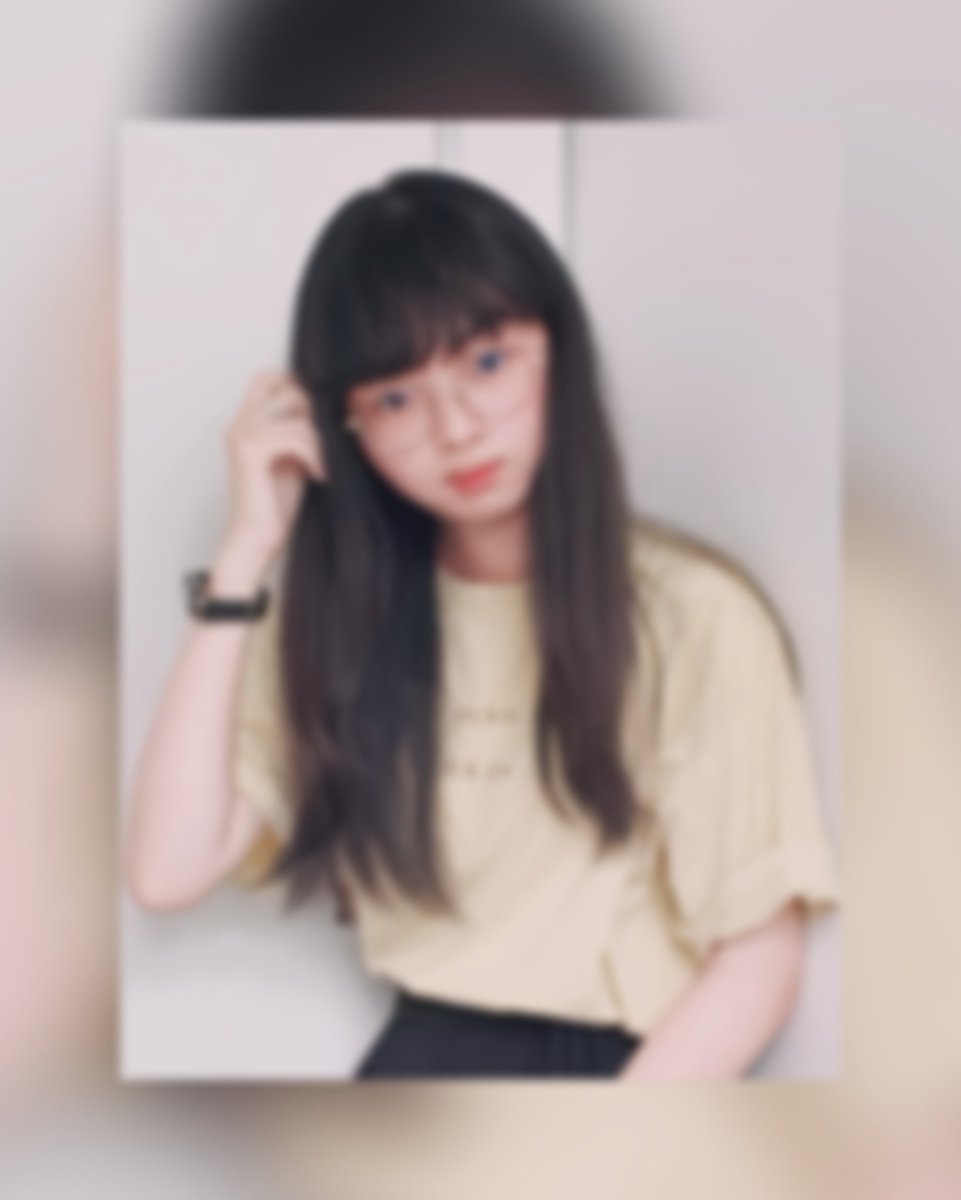 ←2020年初（過去）
              2024年中（現在）→

感覺自己一直以來沒啥變ww
不過變的會在意外表倒是真的w 

小時候因為家人
導致我很討厭拍照跟買衣服
（她自己一趟出門玩不到一天
可以拍超過1千多張照片然後買衣服都要挑超久，小時候覺得浪費時間浪費錢還很無聊www）
長大反而自己找回興趣🤣🤣

「相信大多數人都有小時候父母一直要求做甚麼就會討厭的經歷吧！？」

化妝什麼的 我本來超級抗拒討厭！
但是自從經營這個之後就會想讓自己更好看變的更好之類的
雖說就是一個小小的經營
但是我因為有你們的誇誇
也因此增加了一些自信😭😭

希望我們未來都還可以更好！！🥹
謝謝你們的誇誇跟支持！！