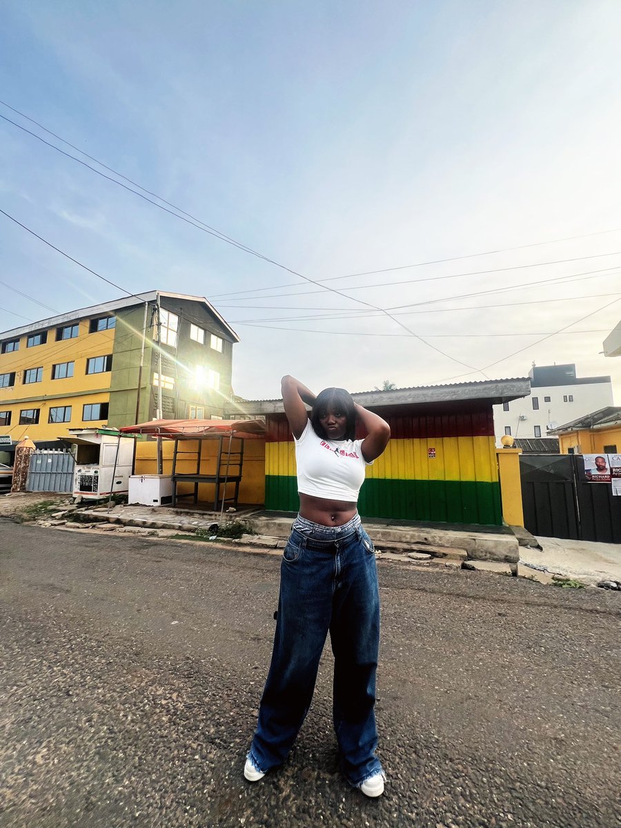 bigdragonagain's tweet photo. ONLY FLY GIRLS IN GH ❤️🌊💥 @beeztrapkotm 💥💥💥💥💥 https://t.co/1RXdmQs9Dm