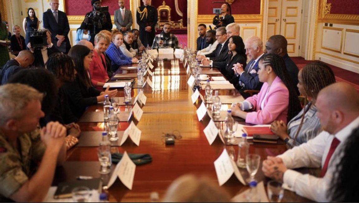 Nick Sparkes (@nicksparkes3) on Twitter photo Great to see <a href="/CommandoChef/">Commando Chef - MBE -</a> meeting HM The King <a href="/RoyalFamily/">The Royal Family</a> <a href="/idriselba/">Idris Elba</a> <a href="/10DowningStreet/">UK Prime Minister</a> PM <a href="/UKHomeSecretary/">Home Secretary</a> about helping young people affected by violence , using our <a href="/KentVRU/">Kent & Medway Violence Reduction Unit (VRU)</a> <a href="/kent_police/">Kent Police (UK)</a>; read about on the <a href="/CollegeofPolice/">College of Policing</a> practice bank Great to see <a href="/CommandoChef/">Commando Chef - MBE -</a> meeting HM The King <a href="/RoyalFamily/">The Royal Family</a> <a href="/idriselba/">Idris Elba</a> <a href="/10DowningStreet/">UK Prime Minister</a> PM <a href="/UKHomeSecretary/">Home Secretary</a> about helping young people affected by violence , using our <a href="/KentVRU/">Kent & Medway Violence Reduction Unit (VRU)</a> <a href="/kent_police/">Kent Police (UK)</a>; read about on the <a href="/CollegeofPolice/">College of Policing</a> practice bank