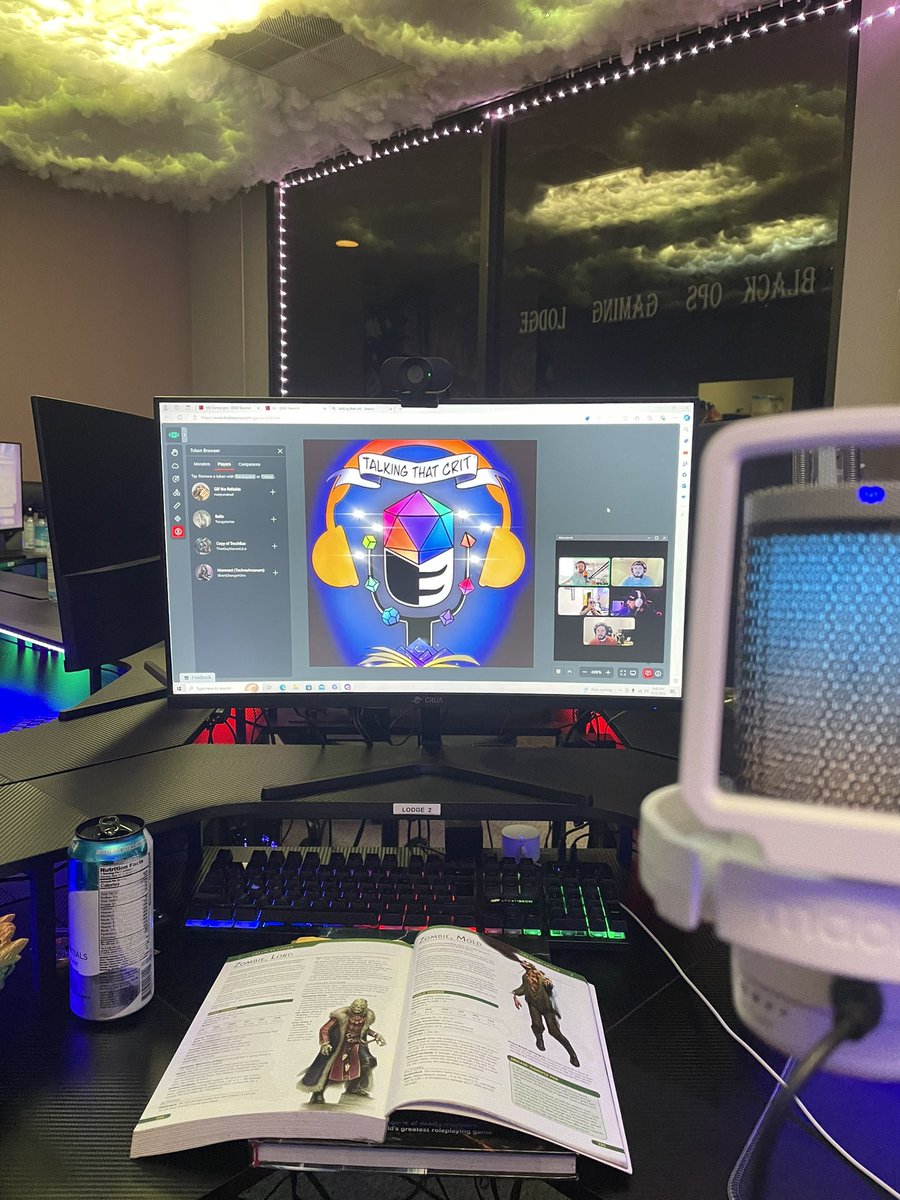 TalkinThatCrit's tweet photo. Oh hey… #podcast #TTRPGs #dungeonsanddragons https://t.co/2nfkoQ9QVU