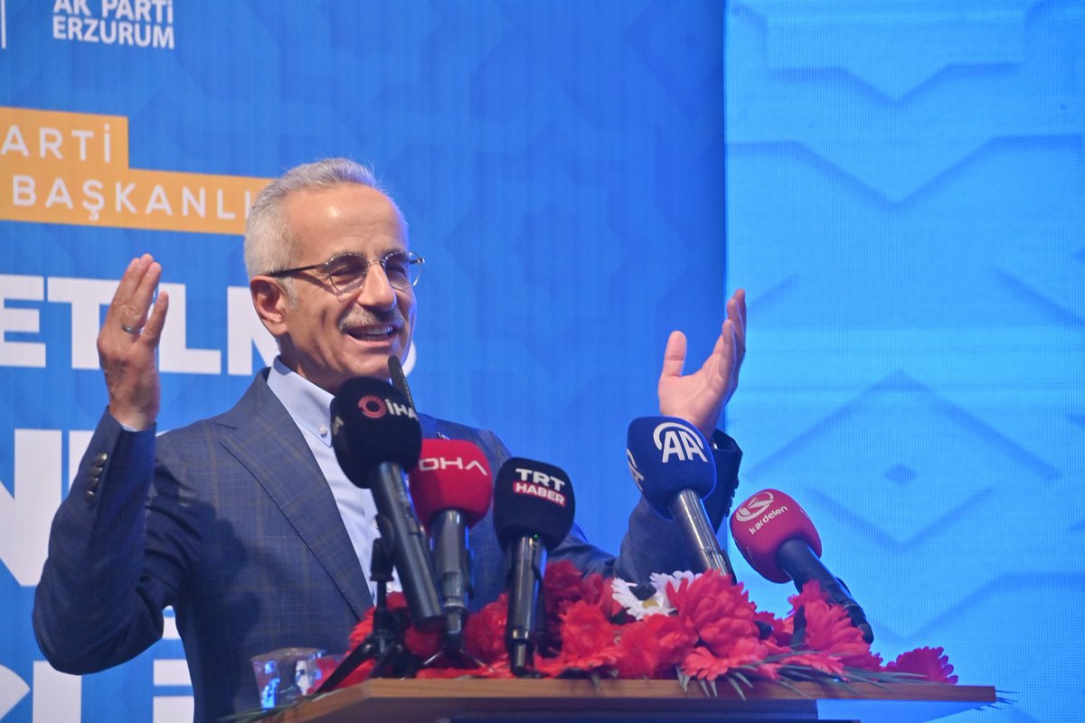 avibrahimK's tweet photo. Milli Eğitim Bakanımız Sayın Prof. Dr. Yusuf Tekin, Ulaştırma ve Altyapı Bakanımız Sayın Abdülkadir Uraloğlu,Önceki Dönem İçişleri Bakanımız Sn.Selami Altınok, Erzurum Milletvekillerimiz Sn.Fatma Öncü, Sn.Mehmet Emin Öz, Sn.Abdurrahim Fırat ve Artvin Milletvekilimiz Sn.Faruk Çelik, Erzurum Büyükşehir Belediye Başkanımız Sn.Mehmet Sekmen, Gençlik Kolları Başkanımız, Kadın Kolları Başkanımız ve tüm teşkilatımızın katılımıyla AK Parti Erzurum Genişletilmiş İl Danışma Meclisi Toplantımızı coşkuyla gerçekleştirdik.

 İlk günkü aşkla, durmadan, yorulmadan çalışmaya devam edeceğiz. Bu programa katkı sağlayan tüm ilçe başkanlarıma, ilçe belediye başkanlarıma,değerli teşkilatımıza ve kıymetli hemşehrilerimize teşekkür ederim.