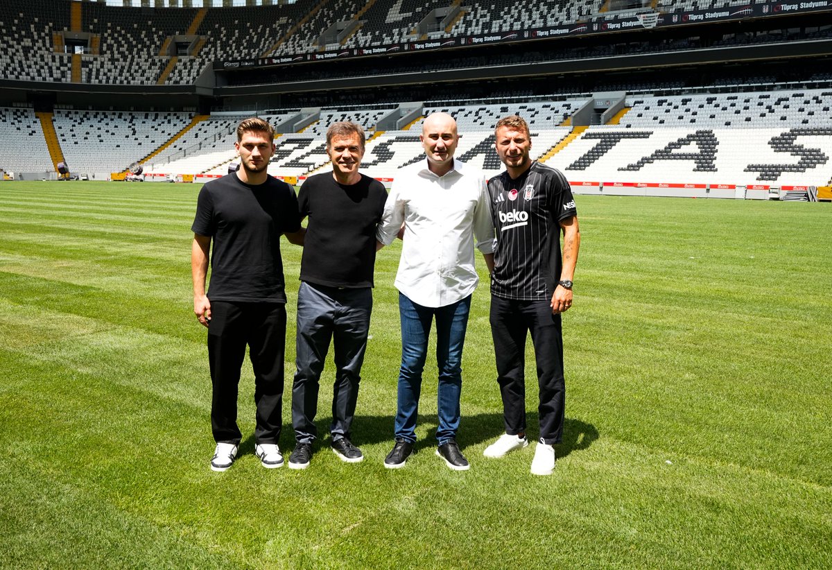 Besiktas's tweet photo. Kartal, sahaya indi. 🦅

𝑪𝒊𝒓𝒐 𝑰𝒎𝒎𝒐𝒃𝒊𝒍𝒆 💪 https://t.co/h7x2mbU3vF