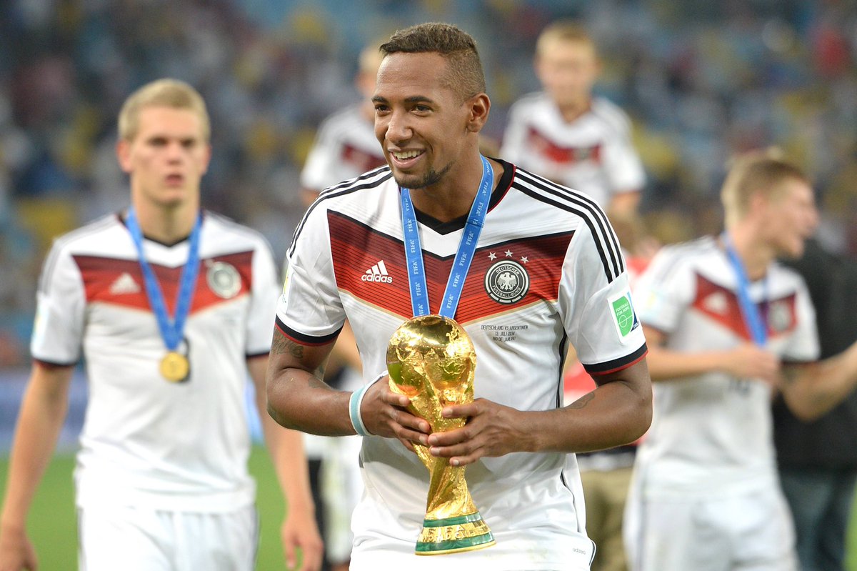 JeromeBoateng's tweet photo. Heute vor 10 Jahren... 🇩🇪🏆❤️ https://t.co/0E9k9CxBdt
