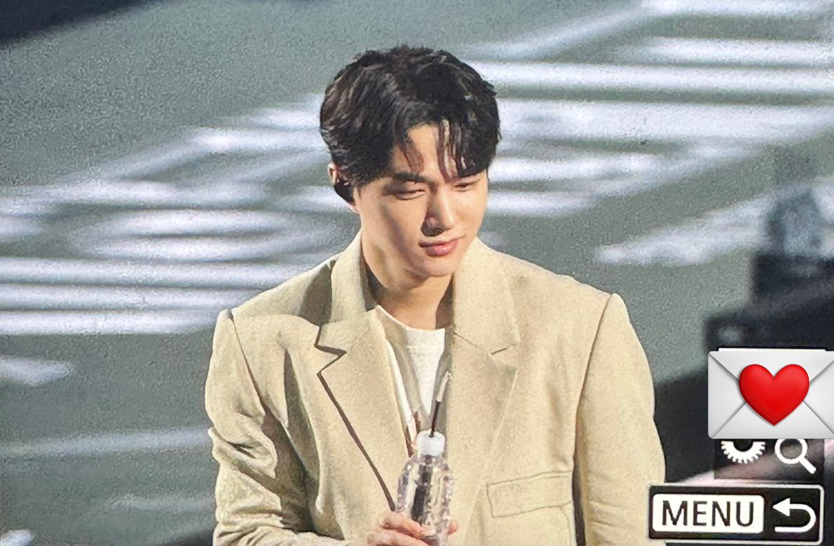 L_etter313's tweet photo. 240713 무한대집회 4

#인피니트 #INFINITE #명수 #김명수 #엘 #L #KIMMYUNGSOO #キムミョンス https://t.co/PZscaWJWxh