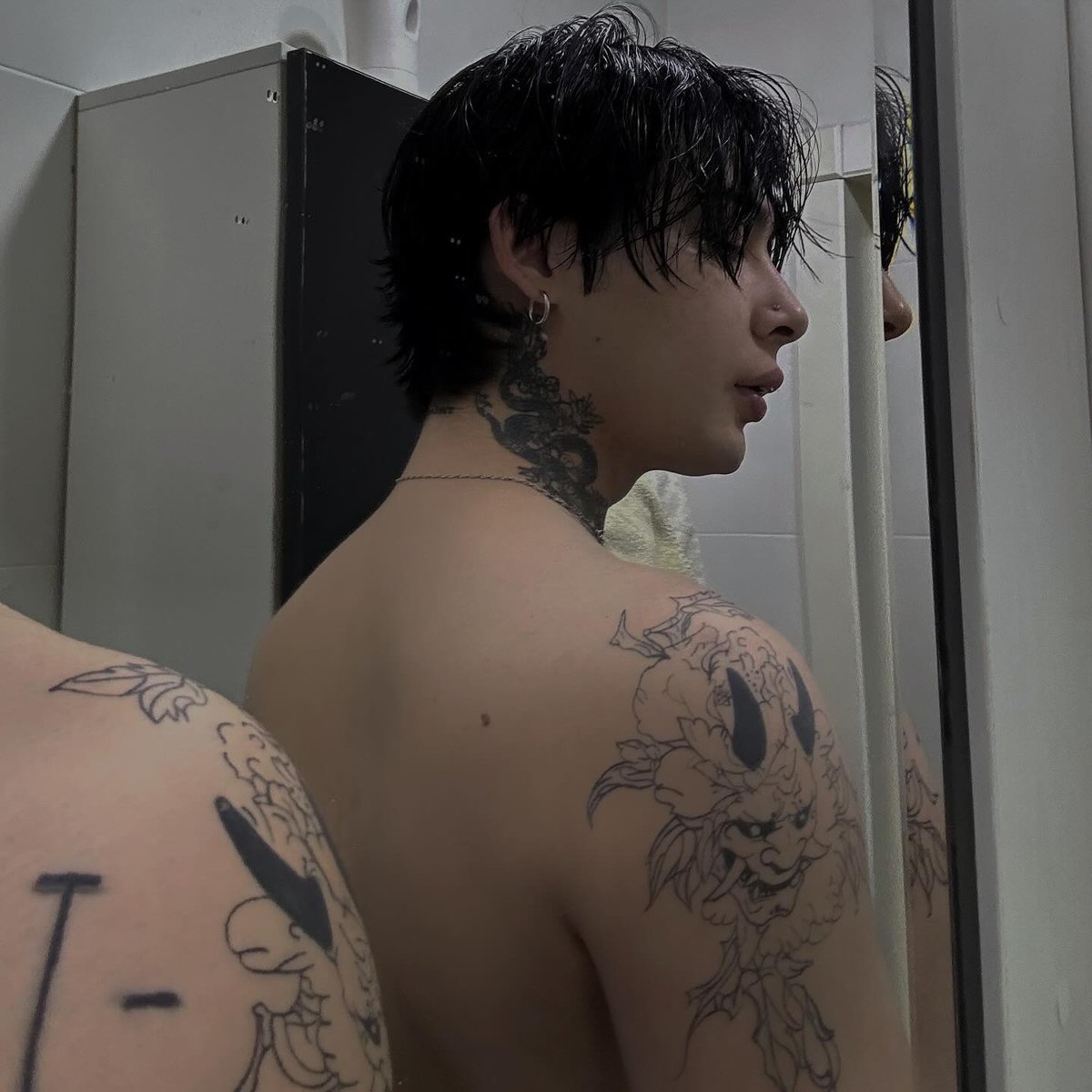 opnroads's tweet photo. most refreshing shower ever. https://t.co/RZYcDxrwFc