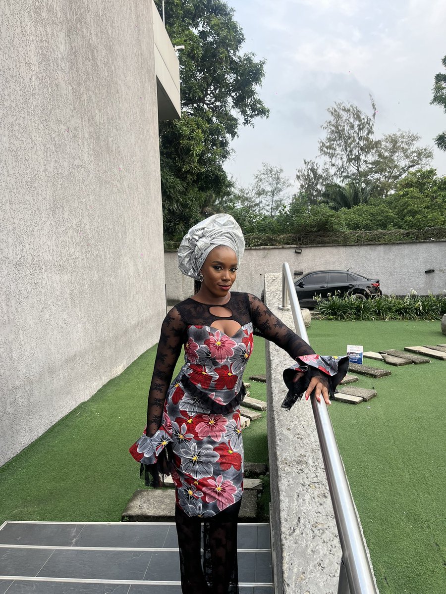 Iretomiwa__'s tweet image. Day 5: Owambe🧏🏼‍♀️🤝

#fyw #Finalyearweek