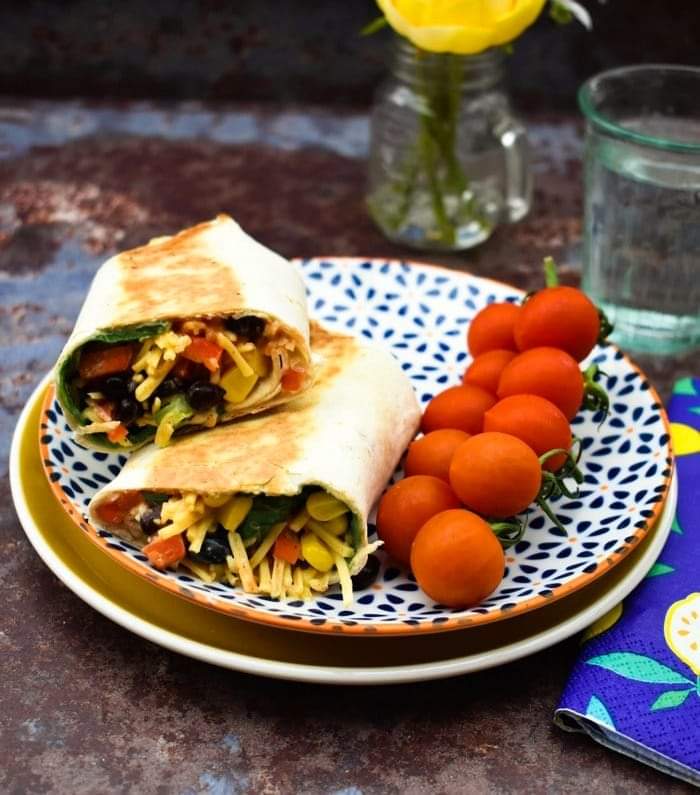 vegan_lunch_box's tweet photo. For lunch today try my Tex Mex Cheese Crunch Wrap. https://t.co/x2LxwDAHse #veganwraps #vegansandwiches https://t.co/C1dCeGPSIi