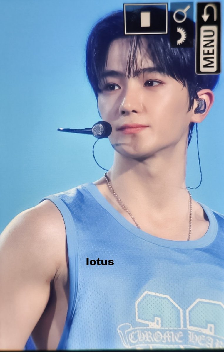 lotus tweet media