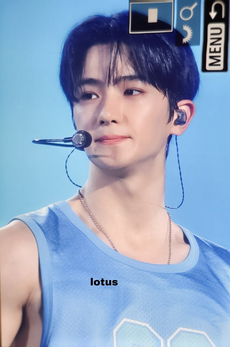 lotus tweet media