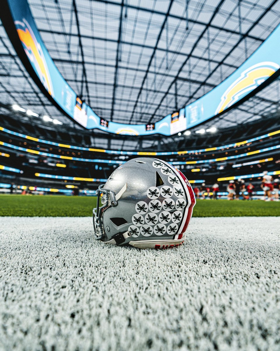 CleBuckeye23's tweet photo. 7 weeks until Ohio State football is back! https://t.co/jOGU6KStk9