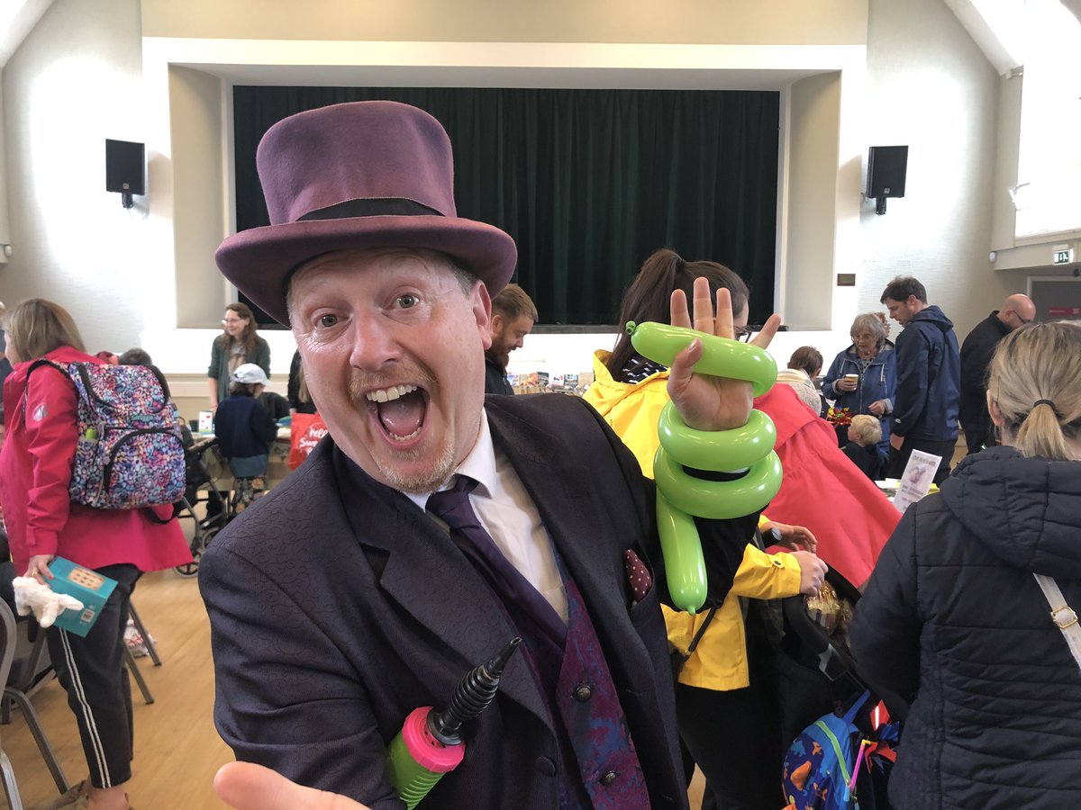 chris_jrht's tweet photo. Here we are  @JRHT_FolkHall Party in the Park. Thanks to the @theJRHT team and volunteers for bringing the fun. It’s on until 3pm if you want to come along - face painting, percussion group, inflatables and much more! https://t.co/riwPWTEZSH