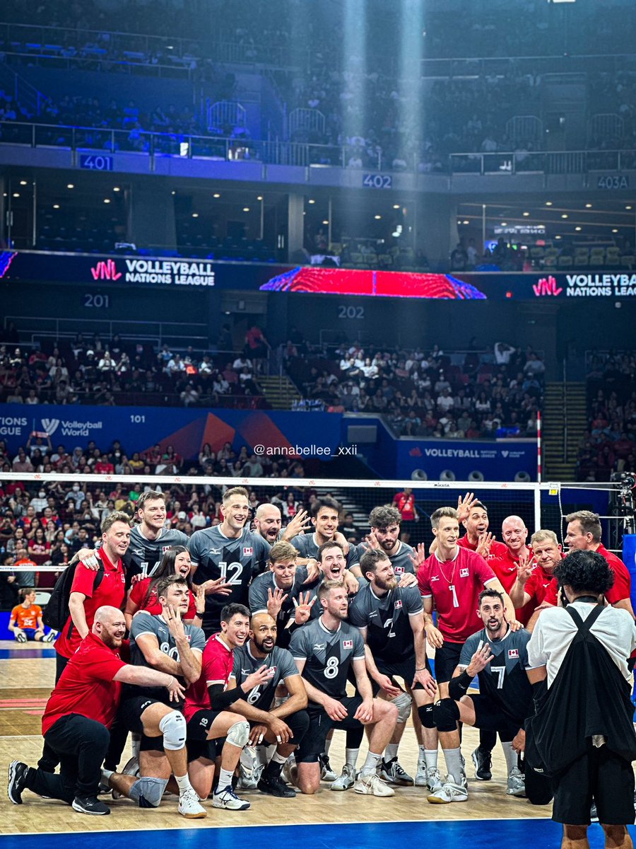 annabellee_xxii's tweet photo. TEAM CANADA 🇨🇦🍁
#vnl #vnlph #vnl2024 #maplevolleys https://t.co/ev9XGLBf5G