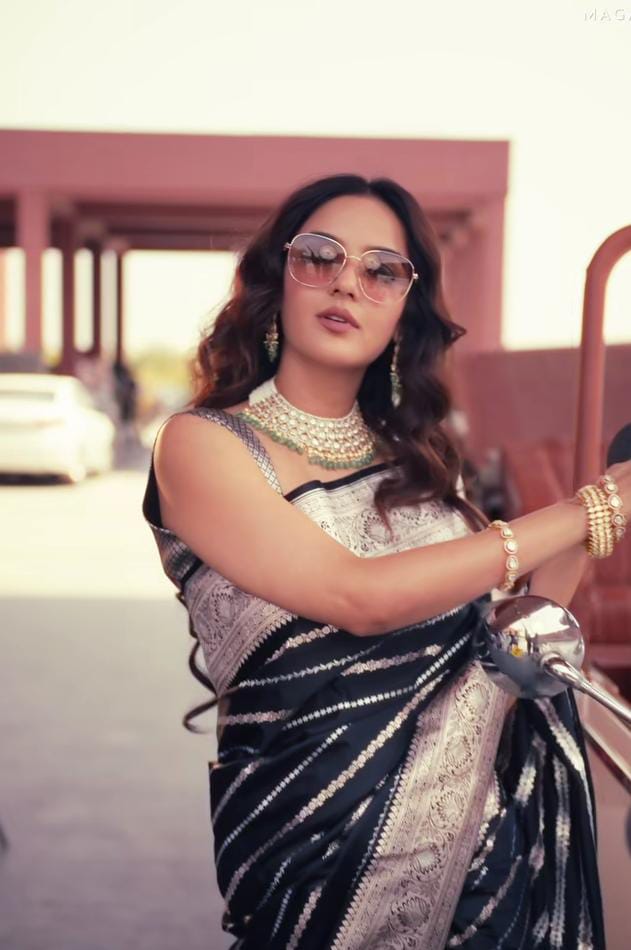 Gorgeous Bhasin 🔥
<a href="/jasminbhasin/">Jasmine bhasin</a> 
#JasminBhasin #Jasminians