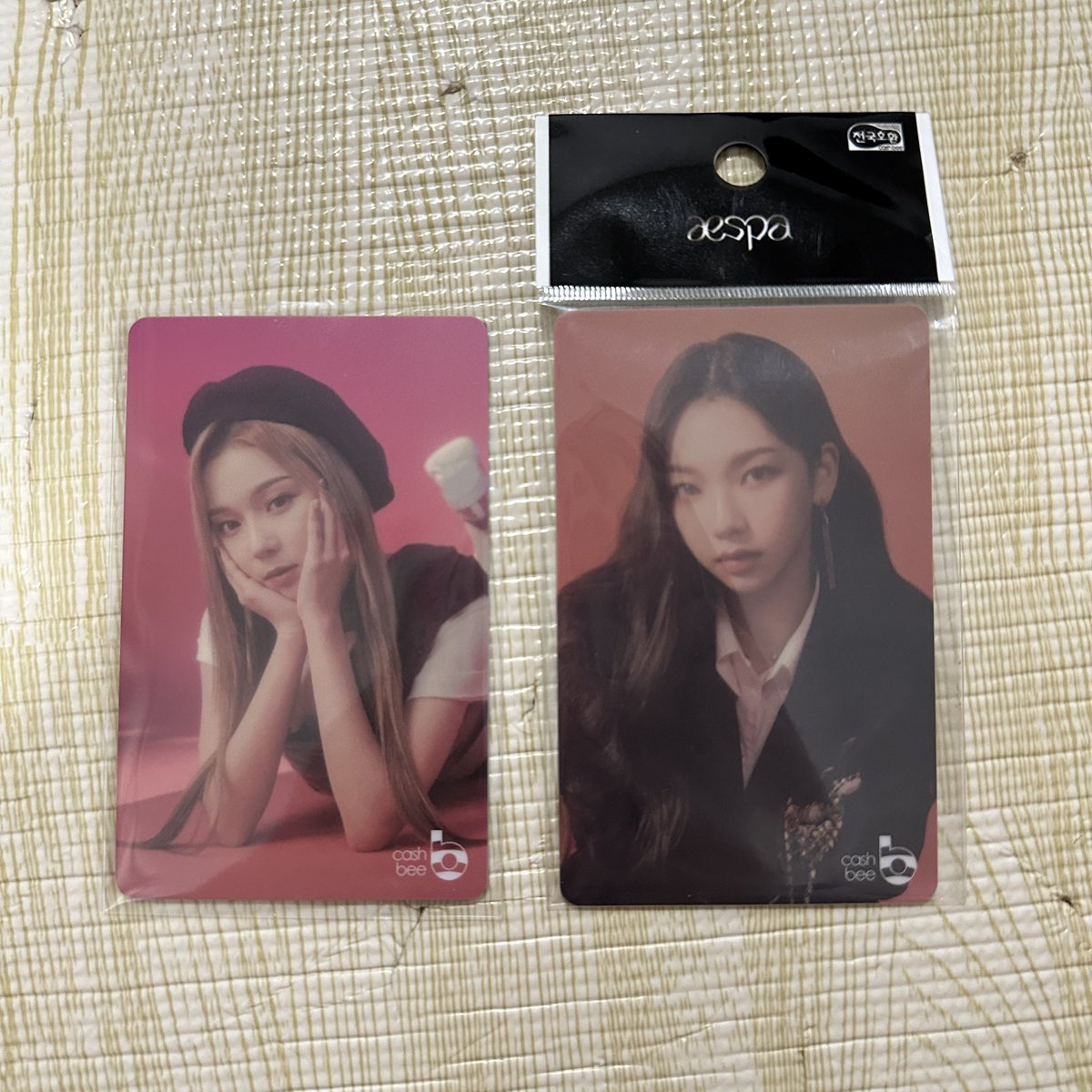 FforsaleG's tweet photo. Aespa cashbee forever 

คาริน่า อยู่ในซอง 100฿
น้องหนาว วินเทอร์ ไม่มีซอง 90฿ รวมส่งค่า 

#ตลาดนัดaespa #ตลาดนัดเอสป้า https://t.co/sSYhz8gtcV
