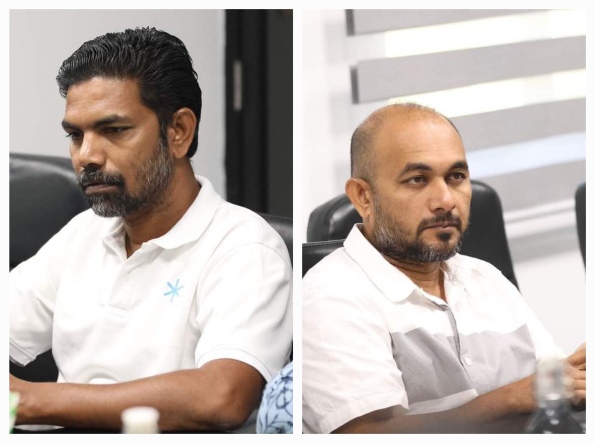 FathmathHamdha's tweet photo. ދަ ޑިމޮކްރެޓްސްއިން (@TheDemocratsMV) މިއަދު ފުވައްމުލައް ސިޓީ ކައުންސިލާއި ބައްދަލުކުރެއްވައި  އެޕާޓީގެ ހަރަކާތްތަކާއި، ލާމަރުކަޒީ އުސޫލާއި، ޕާރޓީީގެ @YoungDemsMV އަދި @WomenDemsMv ފަދަ ގުނަވަންތައް ލާމަރުކަޒުކޮށް ރޭވި��ައިވާ ގޮތާއި، ހިންގުމުގައި ކައުންސިލާއި ގުޅިގެން މަސައްކަތްކުރެވިދާނެ ގޮތްތަކާއި ބެހޭގޮތުން މަޝްވަރާކުރެވިފައިވާނެ. މިޕާޓީގެ އިސް ސެކްރެޓޭރިއަޓާއި ފުވައްމުލަކު ސިޓީ ކައުންސިލާއި ރަސްމީ ސިފައެއްގައި ބޭއްވުނު ފުރަތަ ބައްދަލުވުމުގެ މަޝްވަރާތަކާއި މެދު ވަރަށް ހިތްހަމަޖެހޭ.