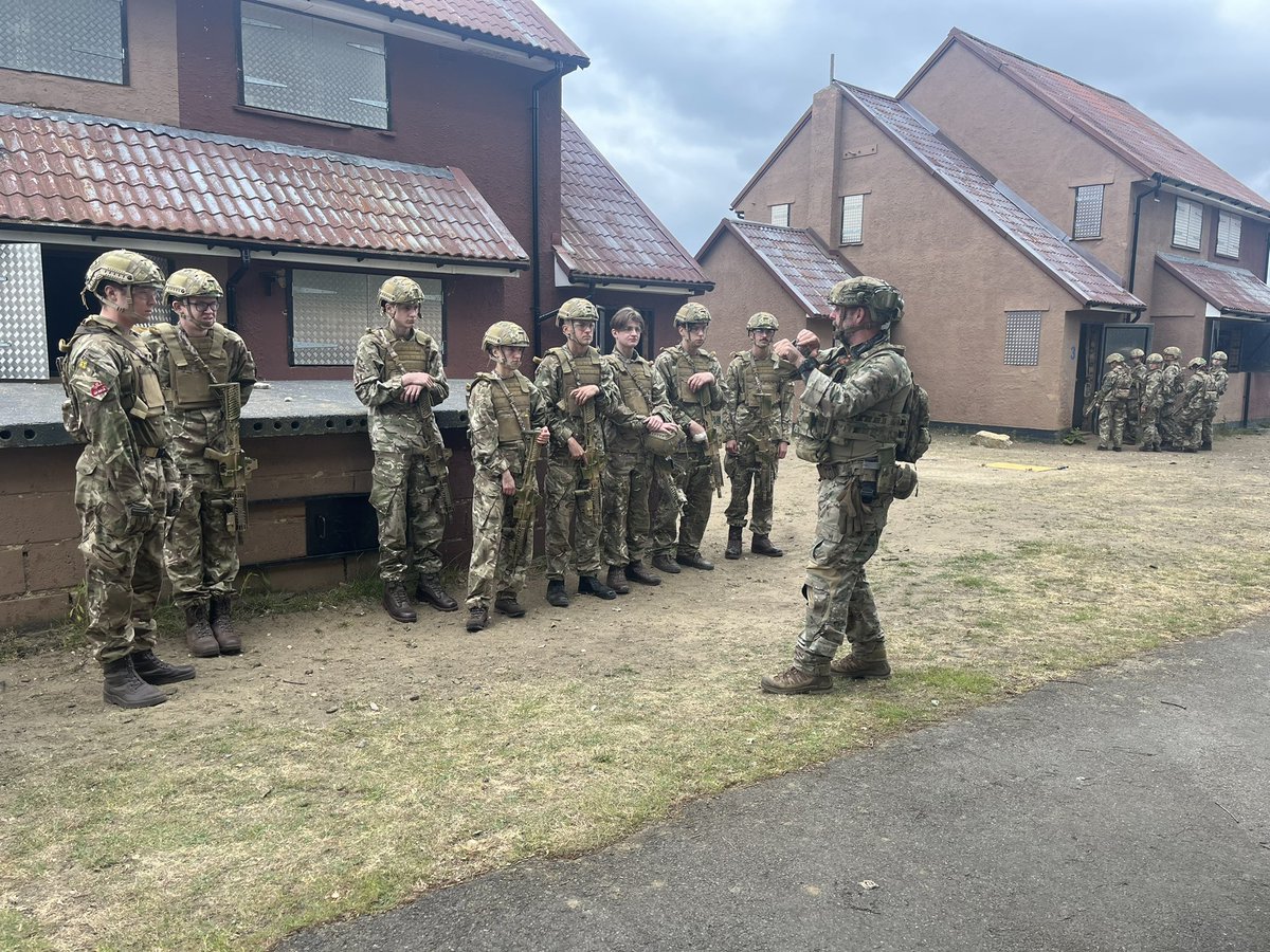 CTT Wales (@cttwales) on Twitter photo And that is the joint 160 (Welsh) Bde & 38 (Irish) Bde CCF Central Camp completed. 3 weeks of ranges, field exercises, CQB and maritime military history! Well done to all those cadets who attended,& many thanks to <a href="/TheRoyalWelsh/">The Royal Welsh</a> <a href="/GwentPowysACF/">Gwent and Powys ACF</a> <a href="/CandGACF/">Clwyd & Gwynedd ACF</a> <a href="/DandGACF/">Dyfed & Glamorgan ACF</a> for the support. And that is the joint 160 (Welsh) Bde & 38 (Irish) Bde CCF Central Camp completed. 3 weeks of ranges, field exercises, CQB and maritime military history! Well done to all those cadets who attended,& many thanks to <a href="/TheRoyalWelsh/">The Royal Welsh</a> <a href="/GwentPowysACF/">Gwent and Powys ACF</a> <a href="/CandGACF/">Clwyd & Gwynedd ACF</a> <a href="/DandGACF/">Dyfed & Glamorgan ACF</a> for the support.