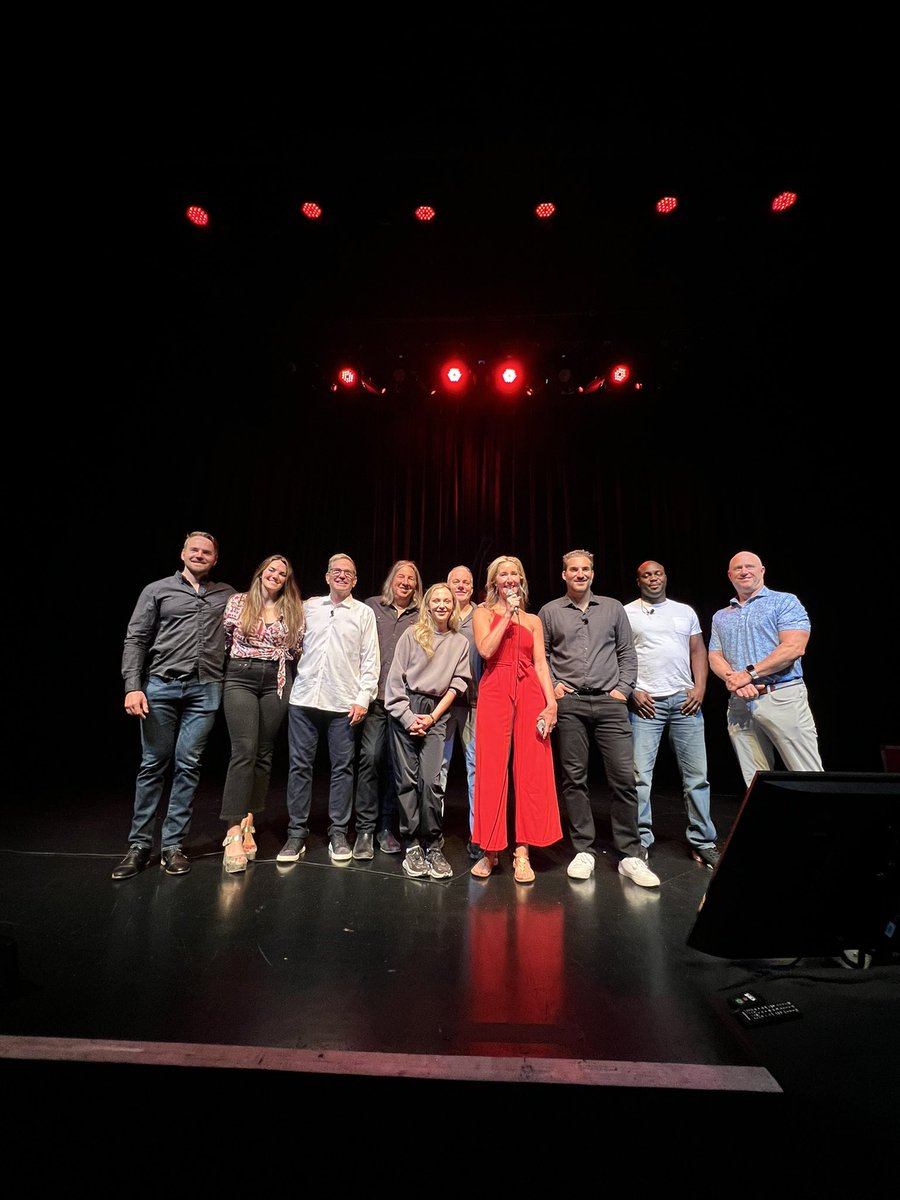 tastyliveshow's tweet photo. The tasty crew has assembled! We’re live from the Park West this morning! https://t.co/EqaQxub78t