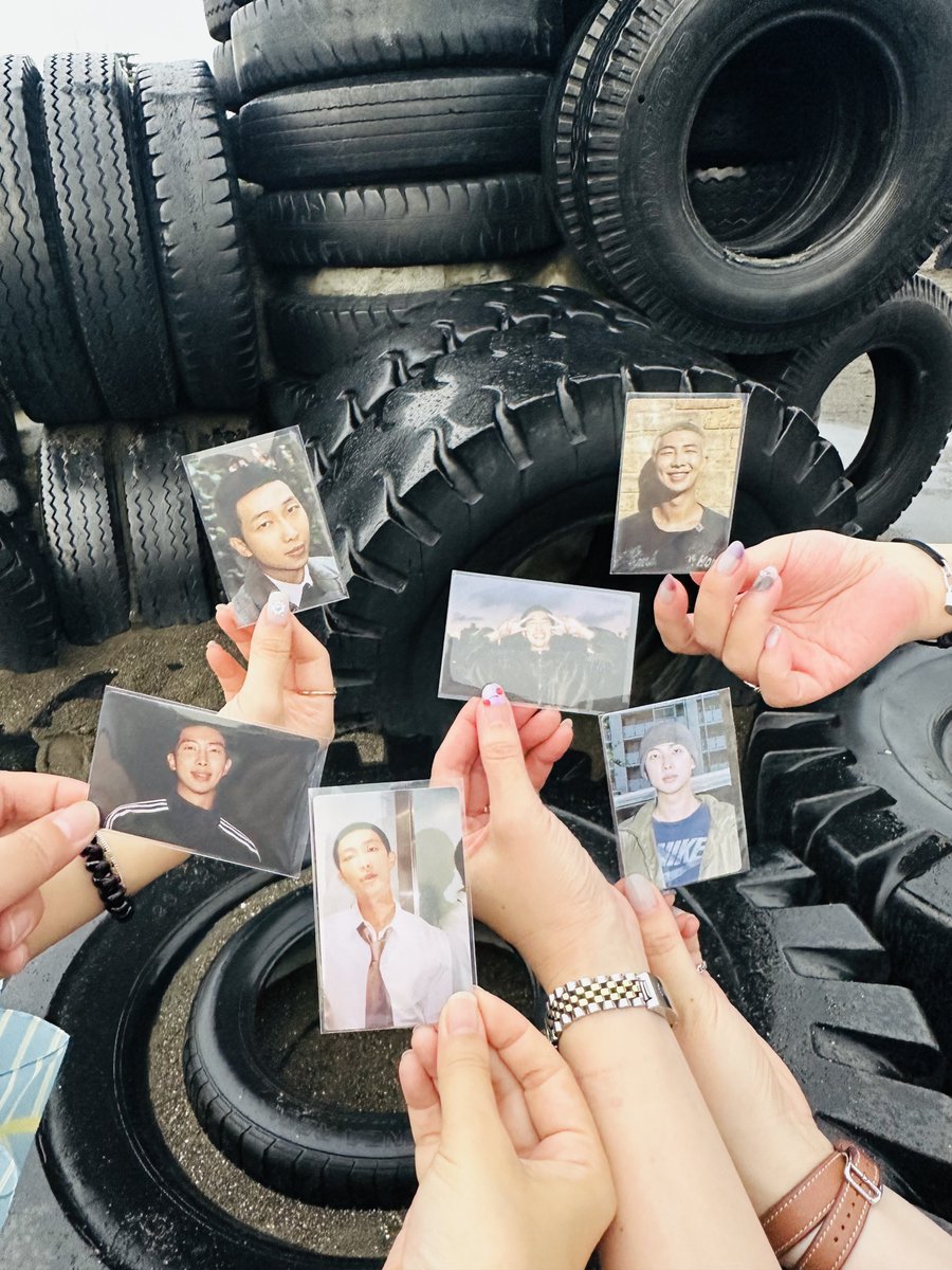 KUMONIYA_B's tweet photo. RPWP 넘 좋지🐨🩵

#빌보드선정최고앨범_RM
#빌보드선정최고앨범_알엠 https://t.co/658vqcpSct
