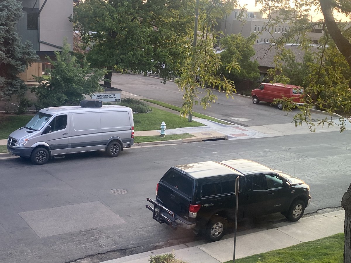 NoDougButDoug's tweet photo. If you think just two old-timey kidnapping vans will be enough to take me, you’re facing a long, uncomfortable drive back to Langley. #amateurhour @CIA #FlowersByIrene https://t.co/wsdr2GQ6aO