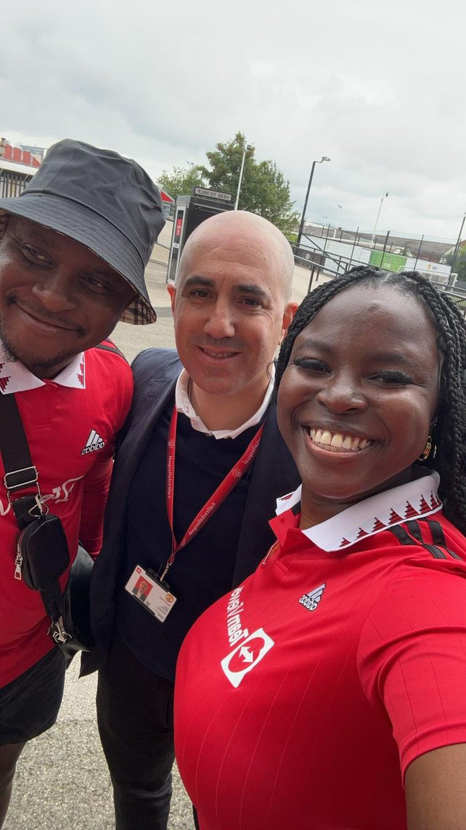 damilaremac's tweet photo. Guess who is @ManUtd  ground today, Omar Berrada the new CEO of Manchester United. Lucky to meet him on his first day at work . @ManUtdInPidgin @ManUnitedDaily  @Man_Utd_Today 
@utdreport
 @UtdFaithfuls @utdxtra 
@mufcMPB
@FabrizioRomano
@OmarBerrada
@TenHagEra
@auntymidami https://t.co/OsCaWi6lCM