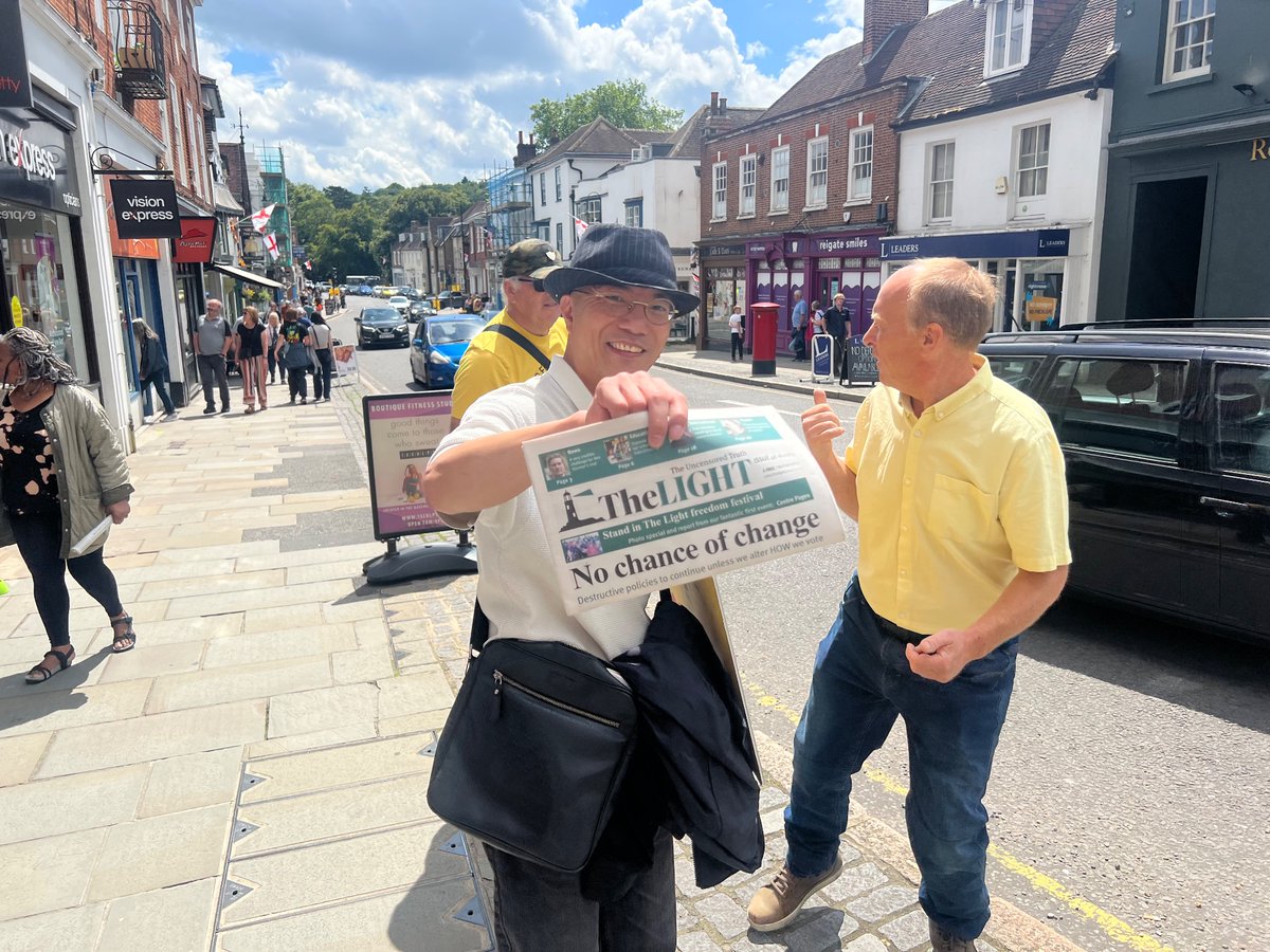 ReigateRabbit tweet media