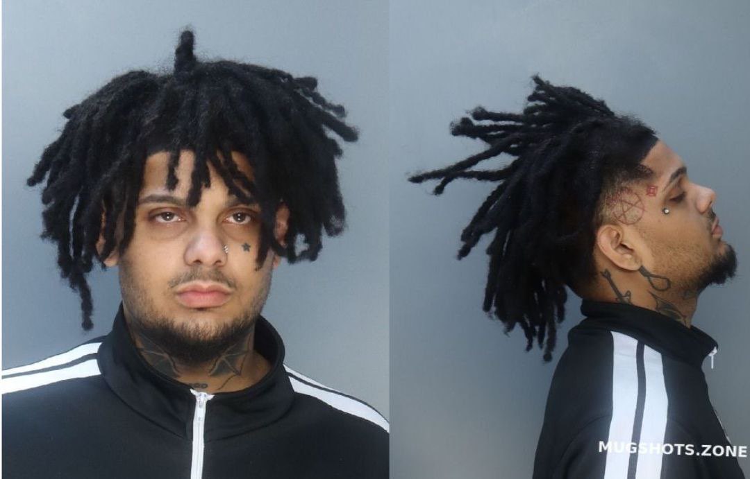 purgethebrutes's tweet photo. $PURPP: SmokePurpp (@smokepurpp), his manager Devone Graham (@DropsParla2982), and developer Mr. Probable (@mr_probable) scammed SmokePurpp fans and dumped on them 

“We’re in it for the long run and we’re here to build”, but the blockchain says otherwise… A thread 🧵👇 https://t.co/yPtYfCfKNo