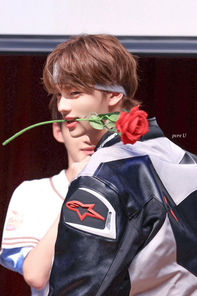 shinyuarchive's tweet photo. He's literally so fine 

#투어스 #신유 #SHINYU https://t.co/Ac9MoL4iBs