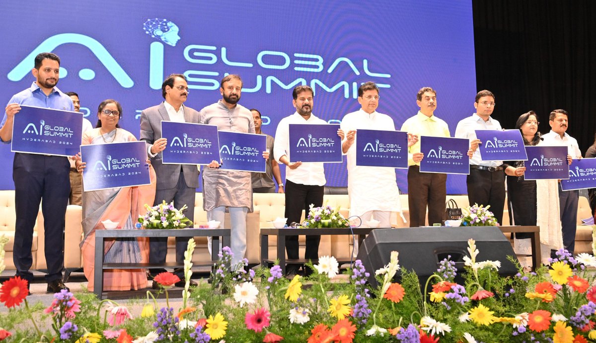 ప్రపంచ ప్రతిష్టాత్మకమైన ఆర్టిఫీషియల్ ఇంటెలిజెన్స్ గ్లోబల్ సమ్మిట్‌కు హైదరాబాద్ వేదిక కాబోతోంది. వచ్చే సెప్టెంబర్ 5, 6 తేదీల్లో ప్రపంచ నలుమూలల్లోని కృత్రిమ మేథా రంగ నిష్టాతులు, ఐటీ నిపుణులను #AIGlobalSummit కు ఆహ్వానిస్తున్నట్టు ముఖ్యమంత్రి శ్రీ <a href="/revanth_anumula/">Revanth Reddy</a>  తెలిపారు.