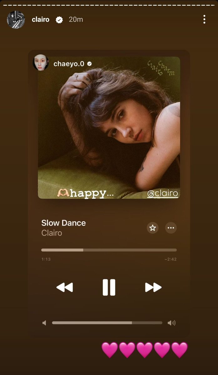dearsaj's tweet photo. EXCUSE ME?????? CHAEYOUNG LISTENING TO CHARM AND CLAIRO REPOSTED??!?!?!?!")#@))@ GIRLS AND GAYS KEEP WINNING https://t.co/abTuBIr6dp
