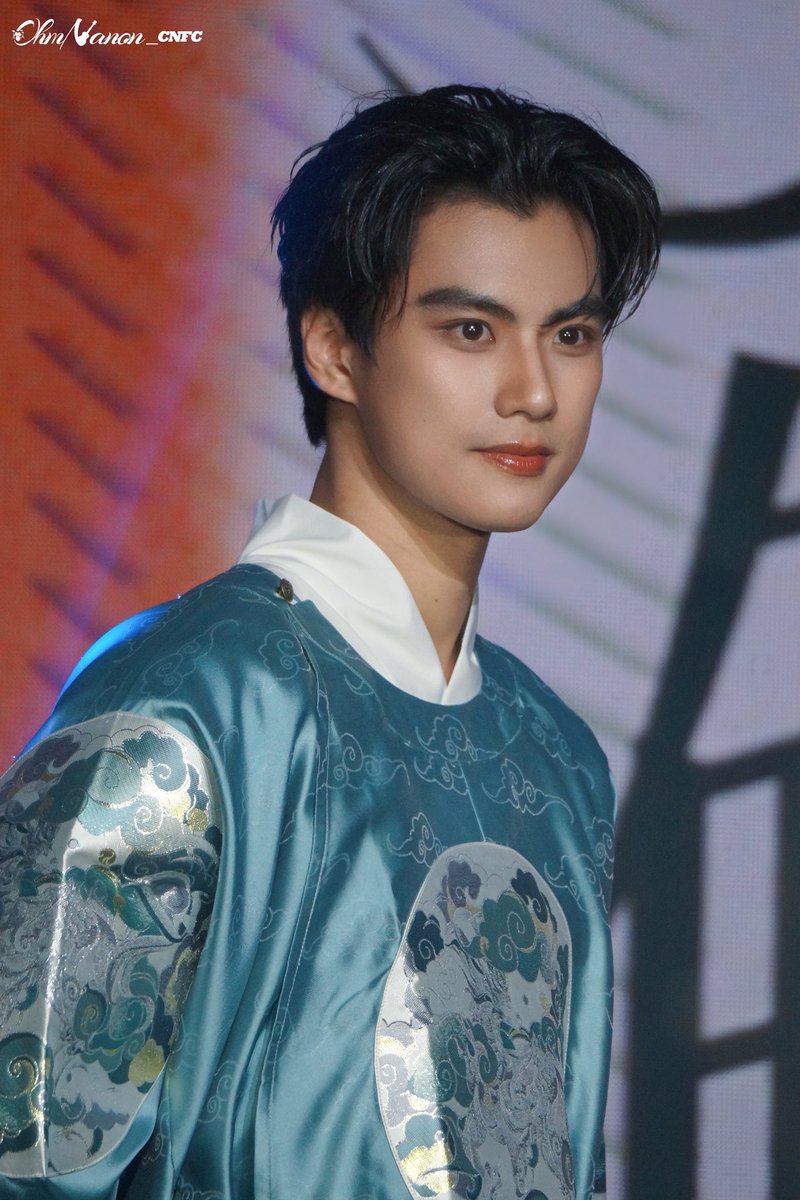 OhmNanon_CNFC's tweet photo. 穿汉服真帅🤩

Ohm in Guangxi
#OhmFMGuangxi
#OhmNanon 
#ohmpawat https://t.co/wGlVtTA7lR