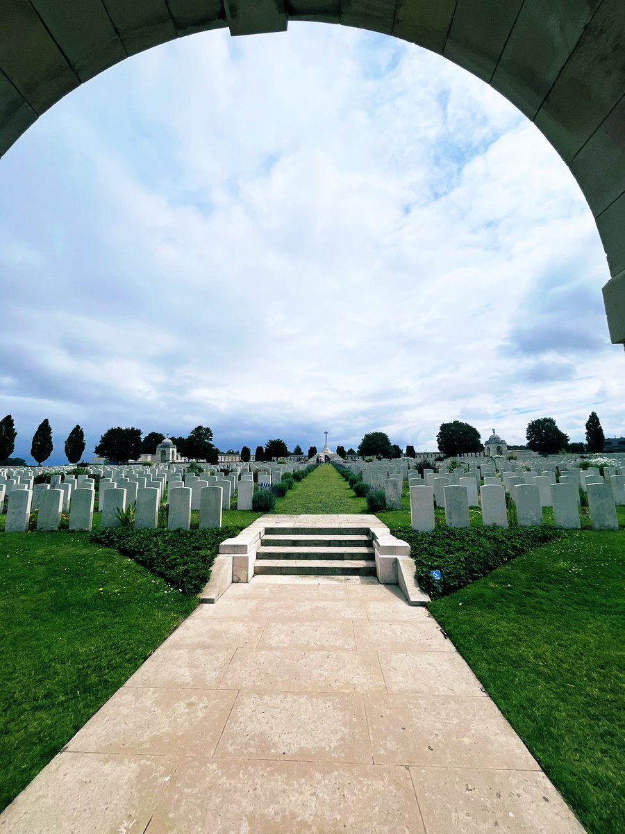 unityhistory's tweet image. Tyne Cot cemetery is the largest Commonwealth War Graves Cemetery in the world @UnityBlackpool