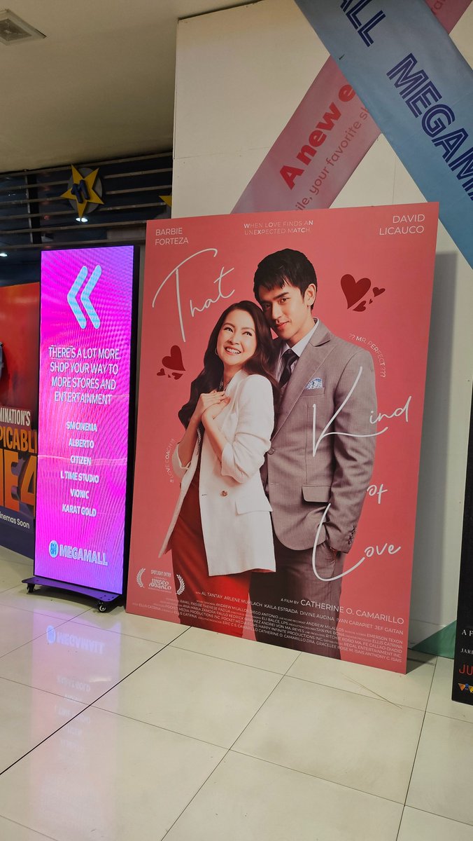 Team 9:30 PM @ SM megamall today.
#ThatKindOfLoveNowShowing 
#BarDa