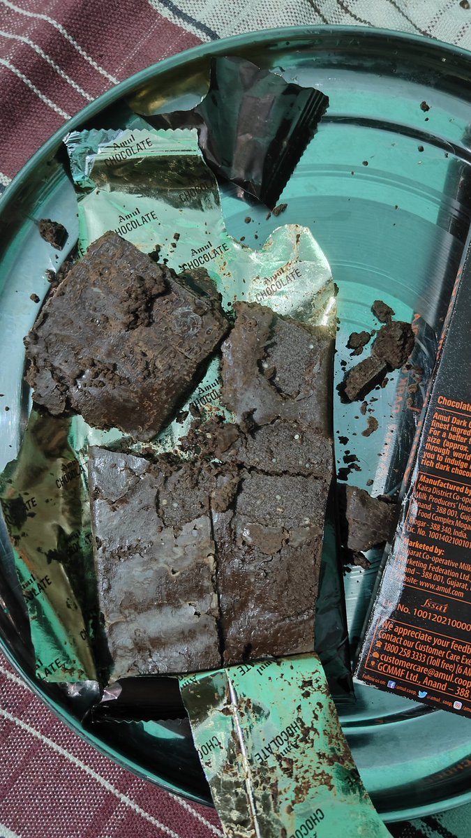 sai_ramana8's tweet image. I bought an Amul Dark Chocolate 55% Rich Cocoa on July 12, 2024, and found unusual texture and white dots when I opened it. As a loyal customer, I'm very concerned about the quality. Is it safe to eat or spoiled? Please respond ASAP. #Amul #QualityIssue

@Amul_Coop
