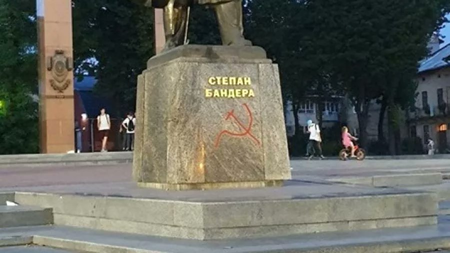 ShoahUkraine tweet picture