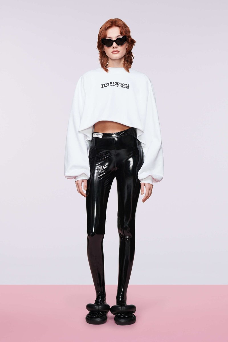 kendam_com's tweet image. Fiorucci Pre-Fall 2024 collection lookbook kendam.com/news/lookbooks… 

#Fiorucci #PreFall2024 #Lookbooks #Fashion #Kendam