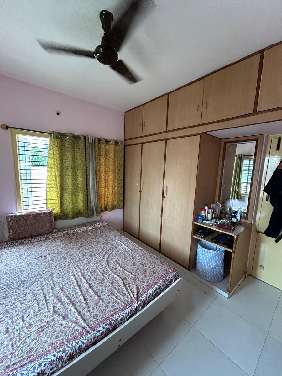 yash30_'s tweet photo. Hey Everyone 
I am looking for a flatmate for a 2BHK flat in Kormangala 4th Block.
Been living here for almost an year.
DM if you are interested.
Attaching all the necessary information and photos. @BangaloreRoomi
@fmrbangalore https://t.co/RmPwvQLcUP