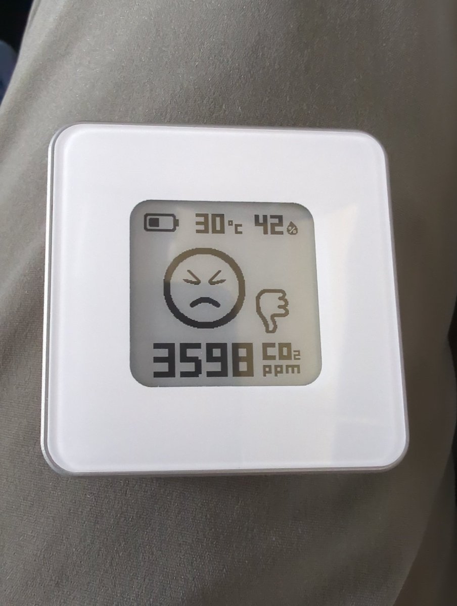 VitalikButerin's tweet image. Plane be like...

Me be like...

We really need to clean up our indoor air, but until then thank you @zhouliang_mask!