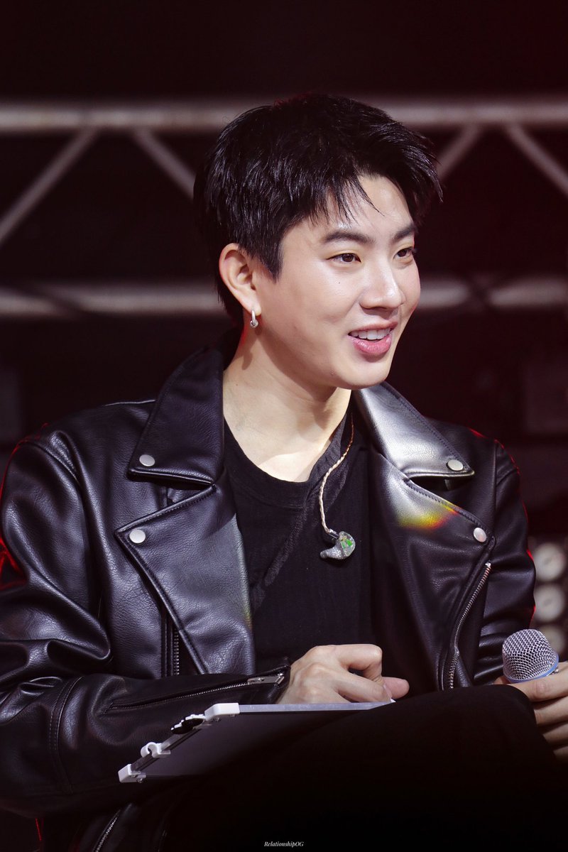 RelationshipOg's tweet photo. ฟันกระต่าย 🐰

#GMMTVFANDAY13
#OGxFANDAY13inManila
#ออฟกัน #offgun #ออฟจุมพล
@off_tumcial https://t.co/CQiEP4SpJv