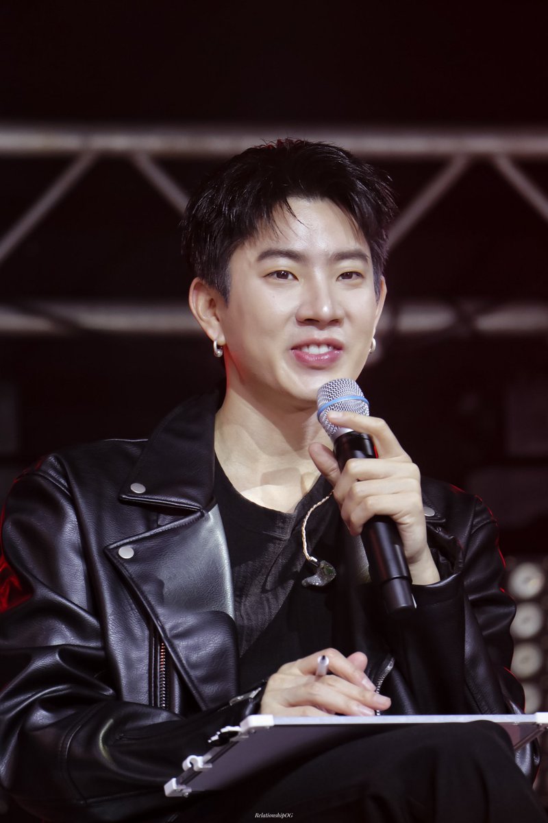 RelationshipOg's tweet photo. ฟันกระต่าย 🐰

#GMMTVFANDAY13
#OGxFANDAY13inManila
#ออฟกัน #offgun #ออฟจุมพล
@off_tumcial https://t.co/CQiEP4SpJv